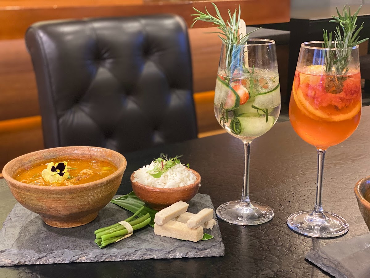 Espectacular Restaurante • Fontabella Photos 2